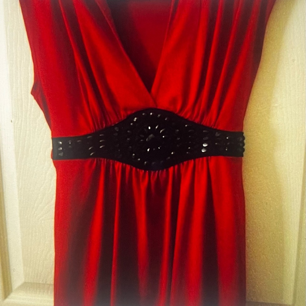 XOXO Vibrant Red dressy top with Black Accents